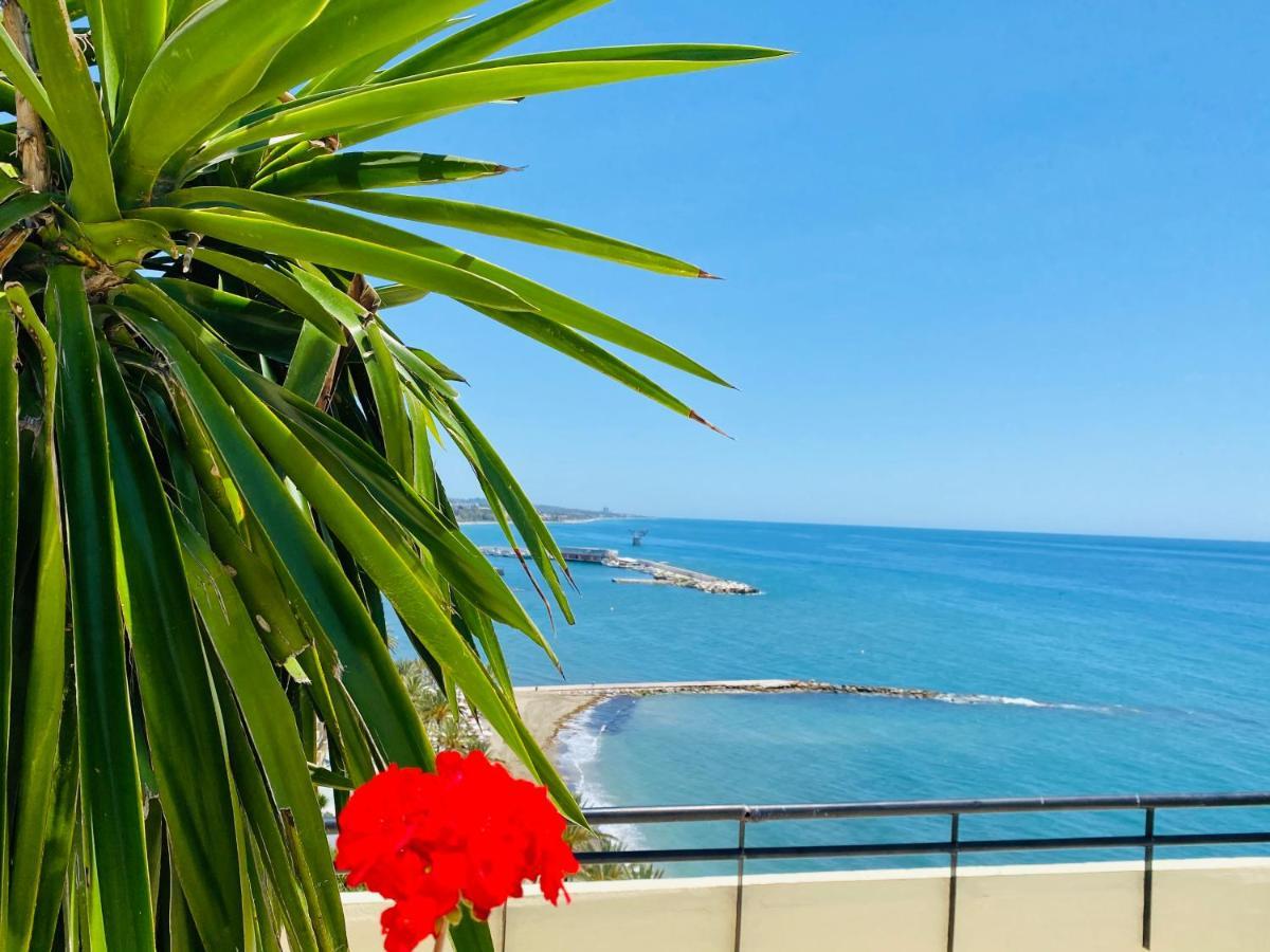 First Line! Art-Apartment On The Seafront Of Marbella With Swimming Pool Dış mekan fotoğraf